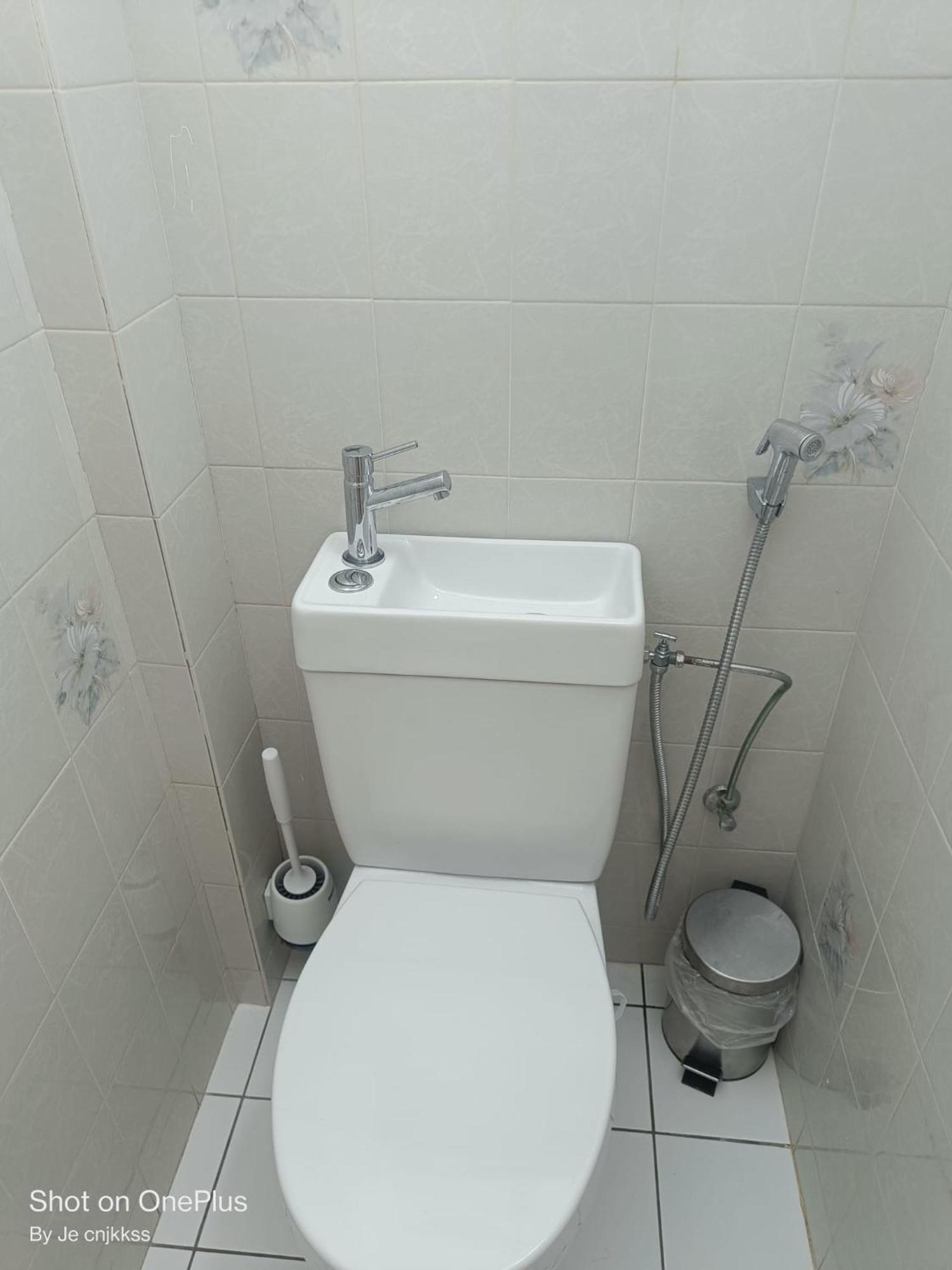 Belle Chambre D'Hote Avec Balcon Prive - 3 Mins Gare Annemasse - Geneve Acces Direct Eksteriør billede